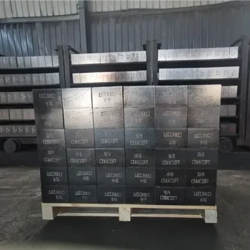 Magnesia Alumina Carbon Brick1