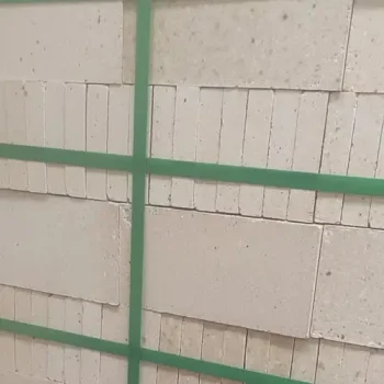 High alumina bricks